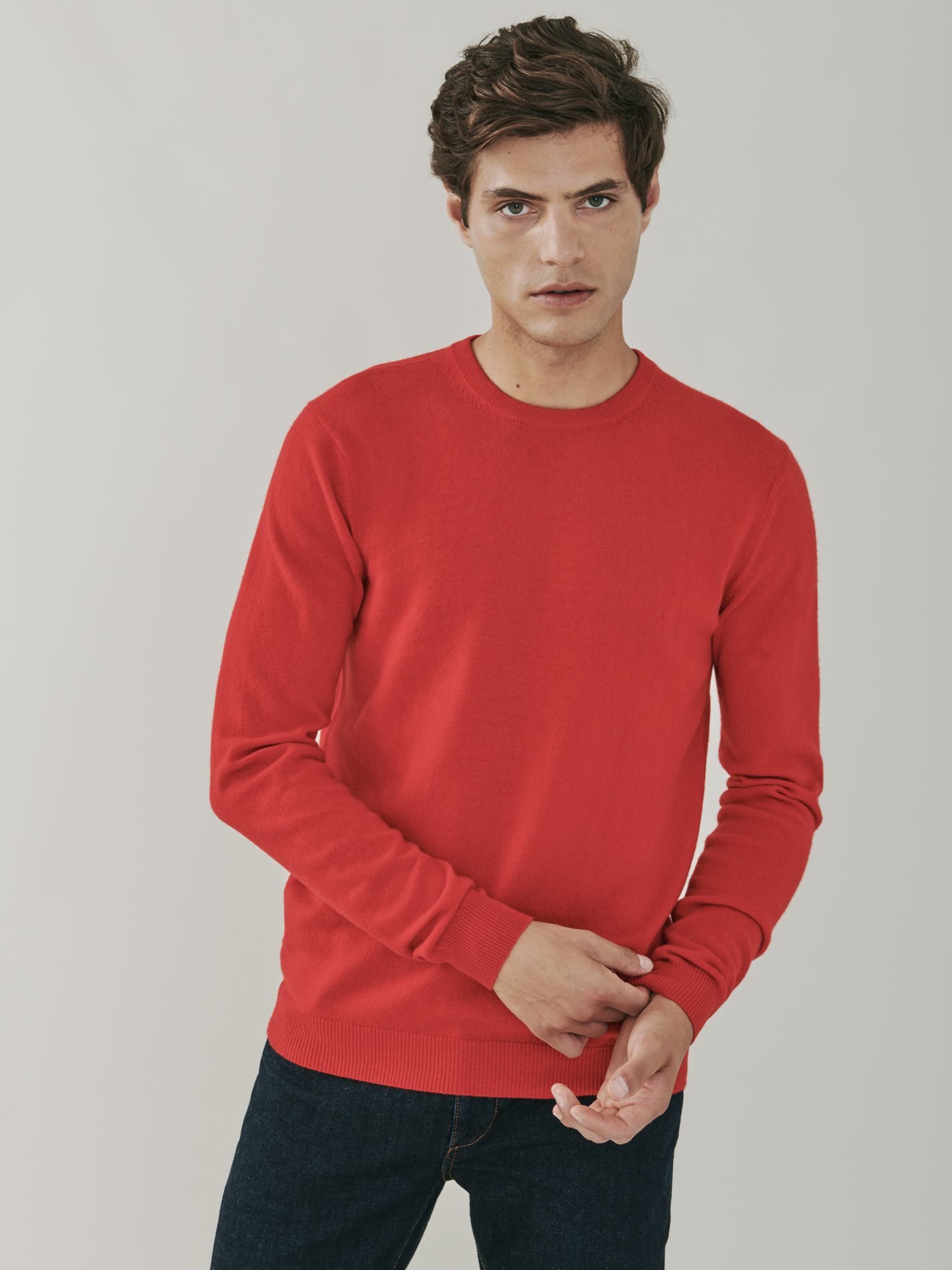 Canyon | Men's Cashmere Crew Neck sweater in Red | MrQuintessential