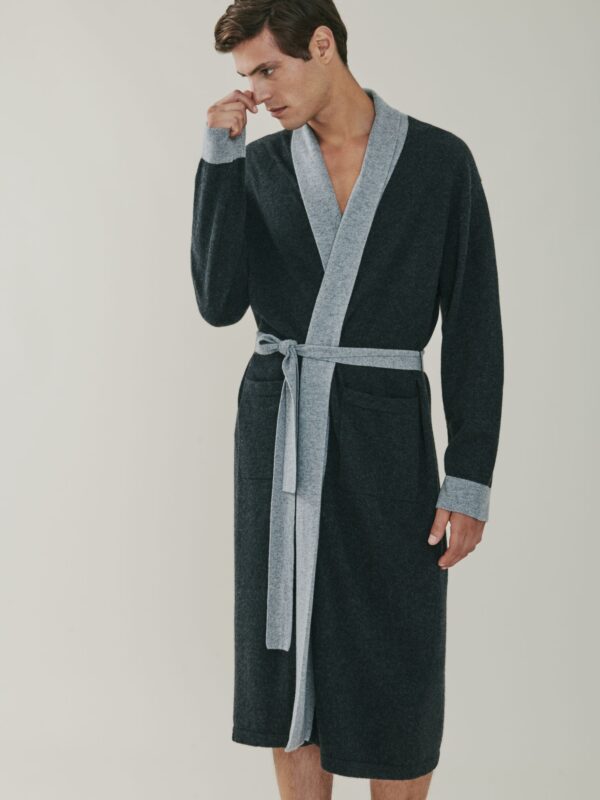 Piet Nollet : Dressing Gown , classic for MEN in 100% CASHMERE with  PASSEPOIL - Piet Nollet